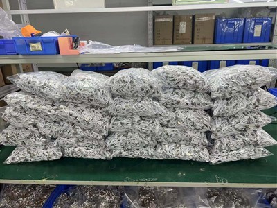 USB C充電ケーブル40000個出荷